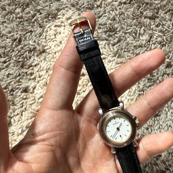 Vintage Movado Folio Manual Wind Watch Two Tone 18k Gold 26mm Ladies 95.C4.825 main image 11